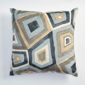 Laybrinth Waterhole 60 x 60